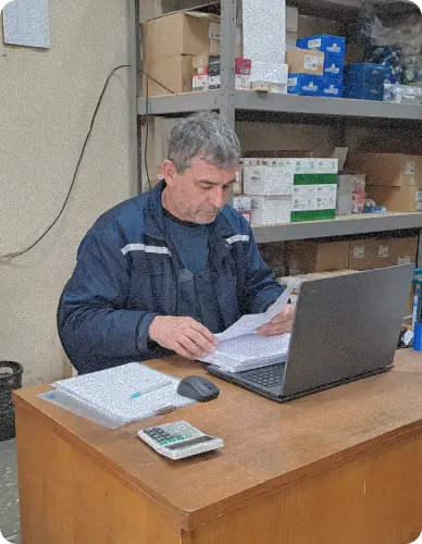 кладовщик и документы